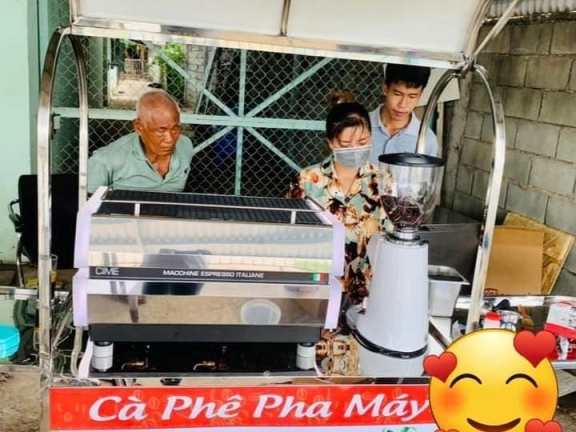 COFFEE 365  BÀN GIAO ĐẦU THÁNG VỚI MÁY PHA CIME-03 , F64e và máy làm đá Hoshizaki 100kg/ngày